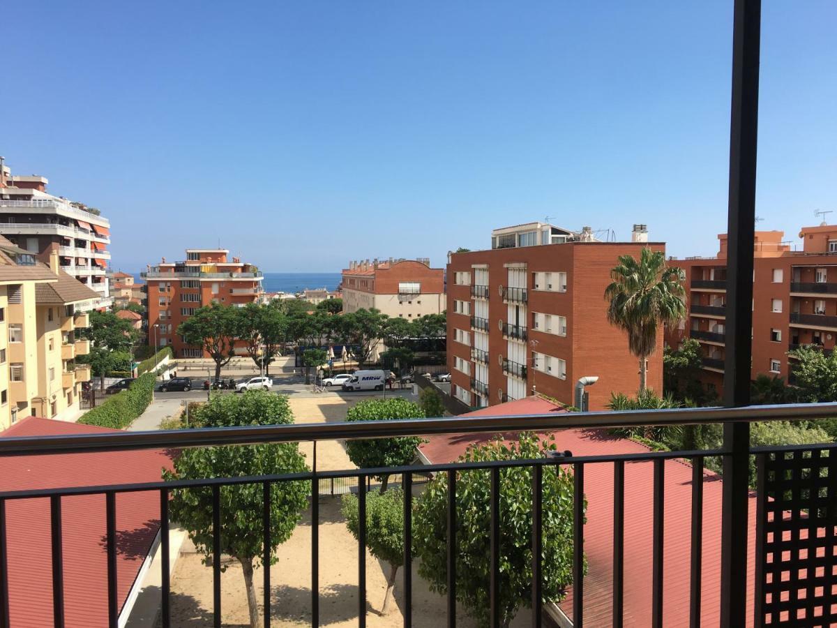 Apartamento Vilamarlux I Vilassar De Mar Exterior foto